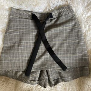 Gianni Bini size 2 Skort